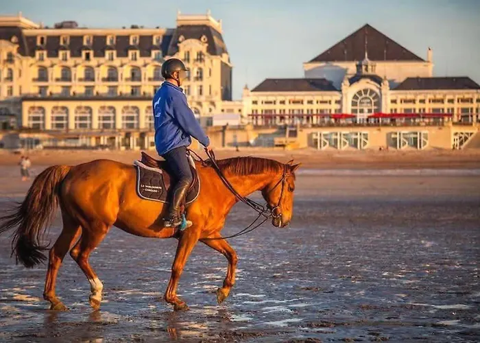 Le Refuge Marin - Mer, Piscine, Tennis & Loisirs A 2 Pas Apartment *
